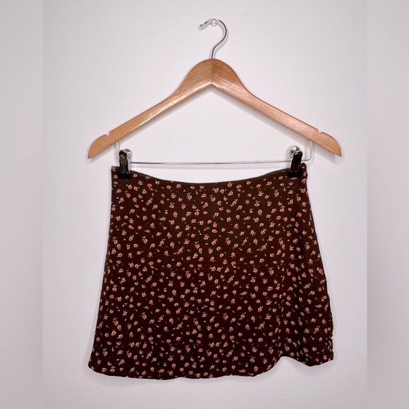Garage Clothing Brown Mini Skirt with Pink Flowers - Picture 4 of 4